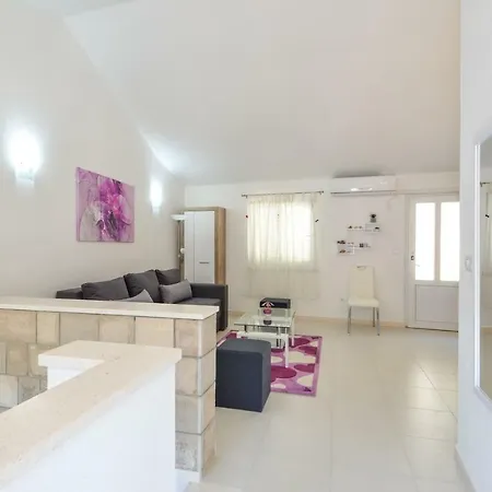 House Riva Дом отдыха