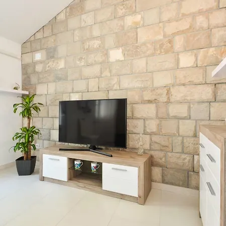 House Riva Dom wakacyjny Zavalatica