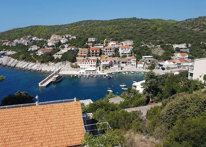 House Riva * זבלטיצה